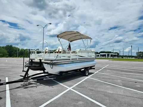 2005 Bentley 200 Fish Pontoon