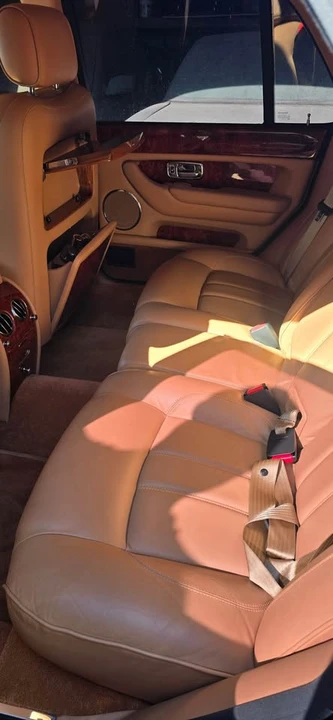 2005 Bentley Arnage Final Series - Image 4 of 4