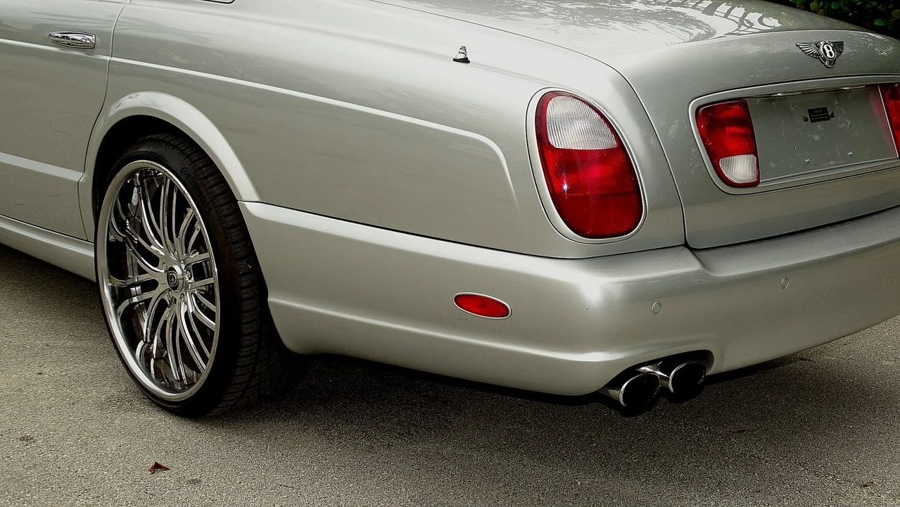 2005 Bentley - Image 10 of 25
