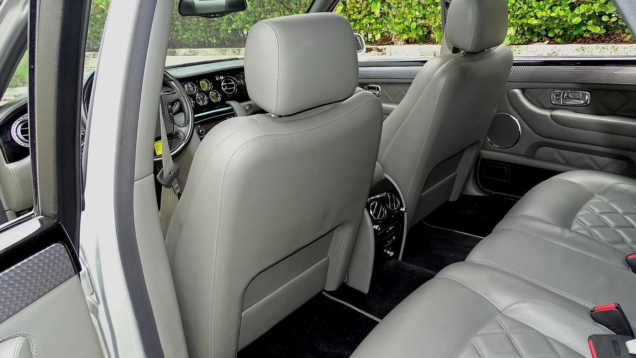 2005 Bentley - Image 23 of 25