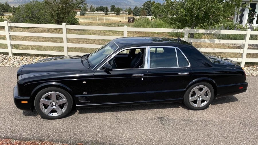 2005 Bentley Arnage R & RL - Image 2 of 15
