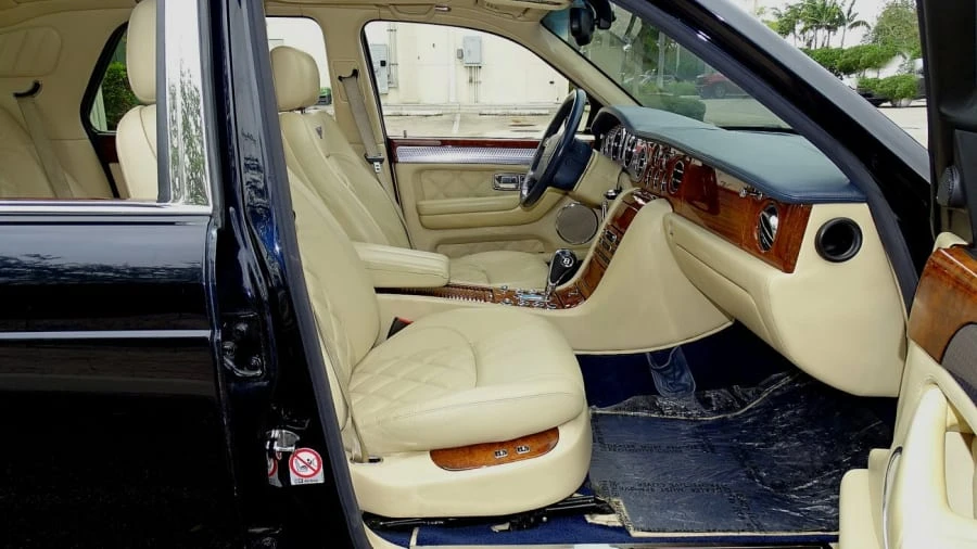 2005 Bentley Arnage T - Image 9 of 31