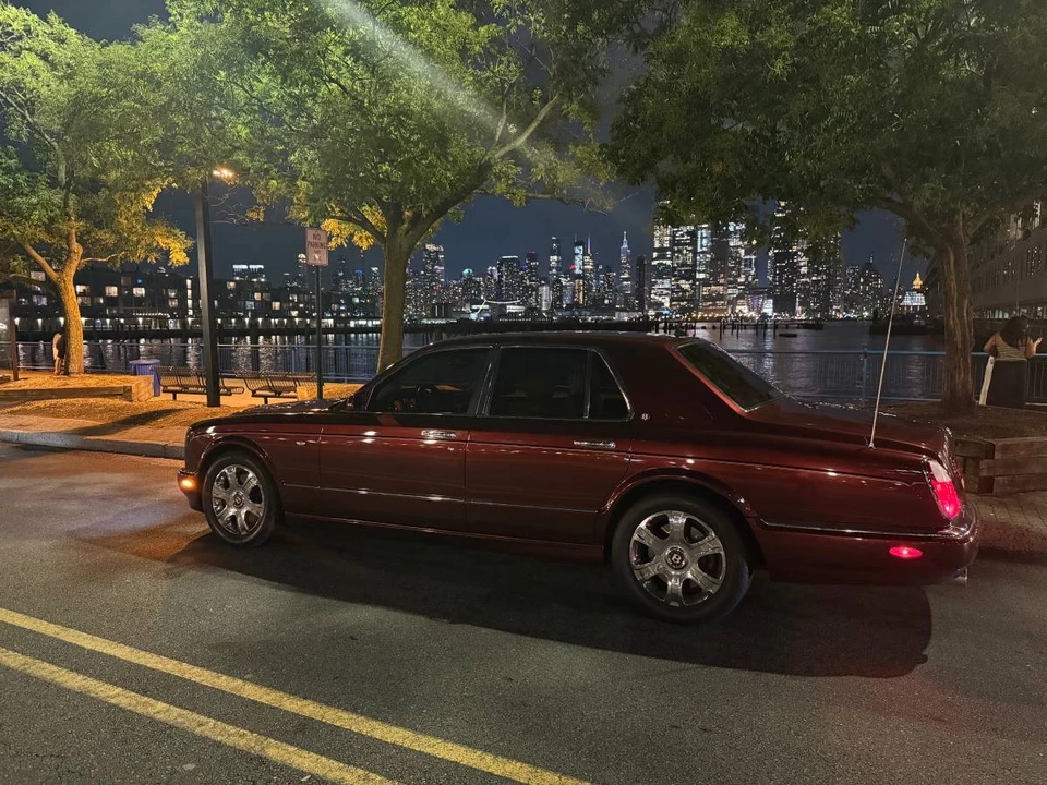 2005 Bentley Arnage R & RL - Image 6 of 8