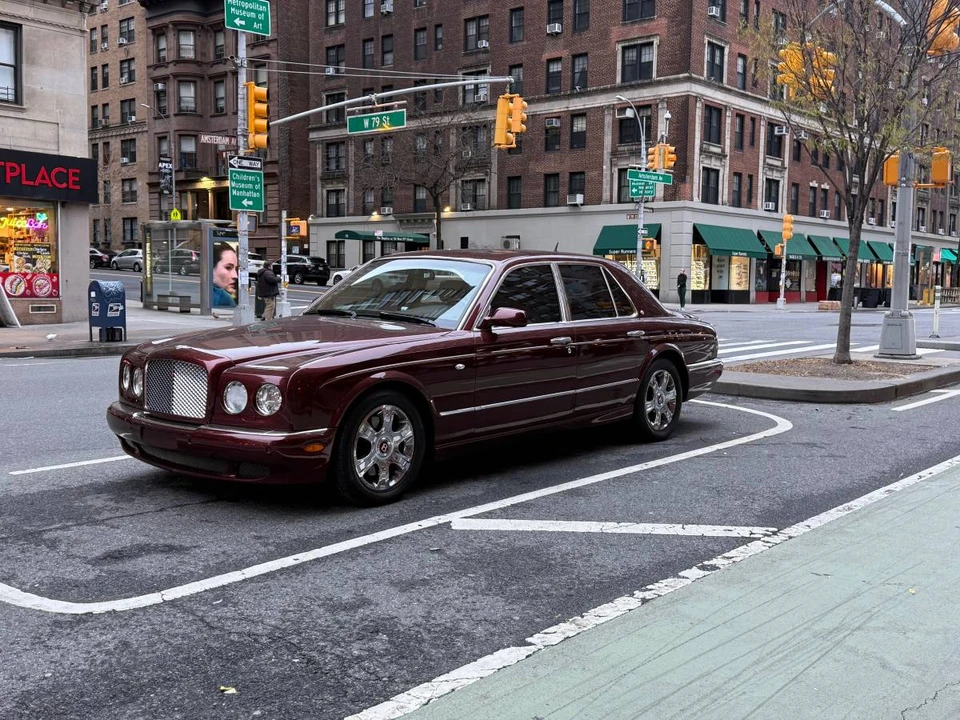 2005 Bentley Arnage R & RL - Image 5 of 8