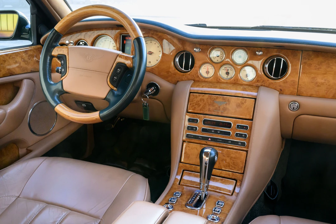 2005 Bentley Arnage R & RL - Image 13 of 31