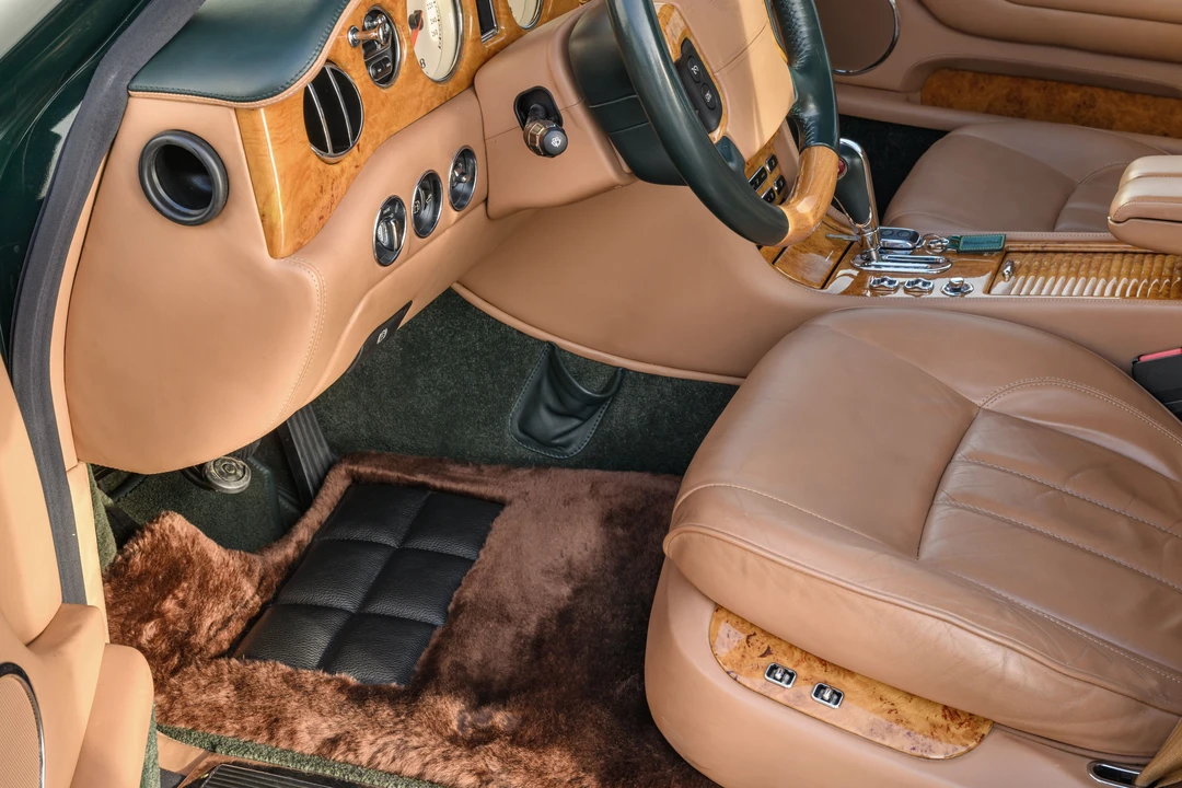 2005 Bentley Arnage R & RL - Image 28 of 31