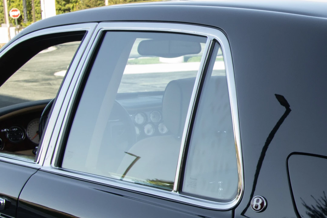 2005 Bentley Arnage R & RL - Image 29 of 31