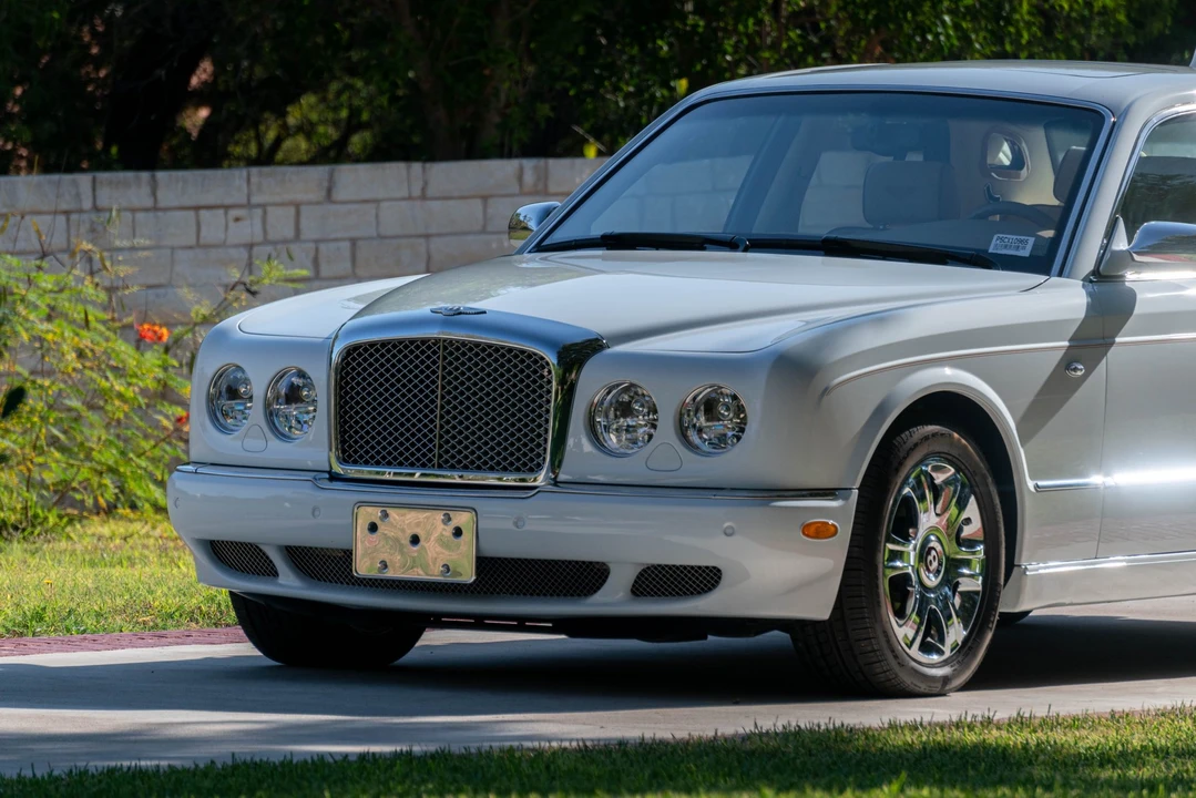 2005 Bentley Arnage R & RL - Image 27 of 31