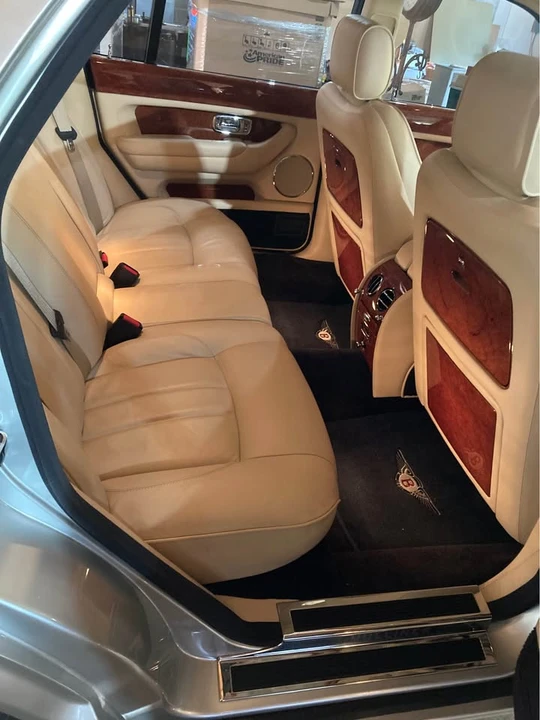 2005 Bentley Arnage R & RL - Image 8 of 16