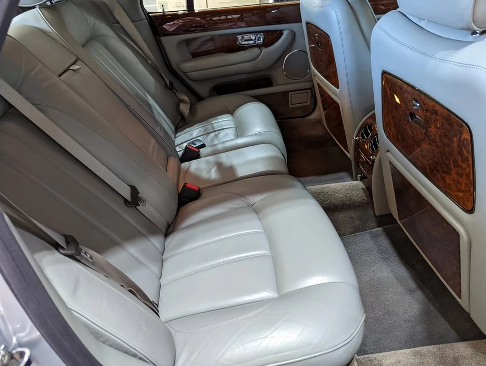 2005 Bentley Arnage R & RL - Image 10 of 15