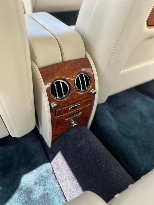 2005 Bentley Arnage R & RL - Image 11 of 20
