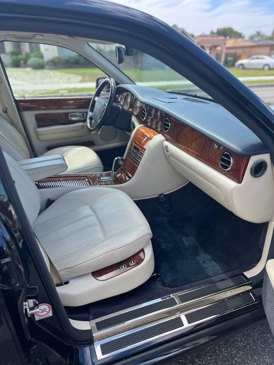 2005 Bentley Arnage R & RL - Image 7 of 20