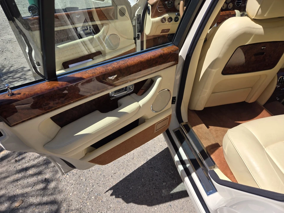 2005 Bentley Arnage R & RL - Image 12 of 20