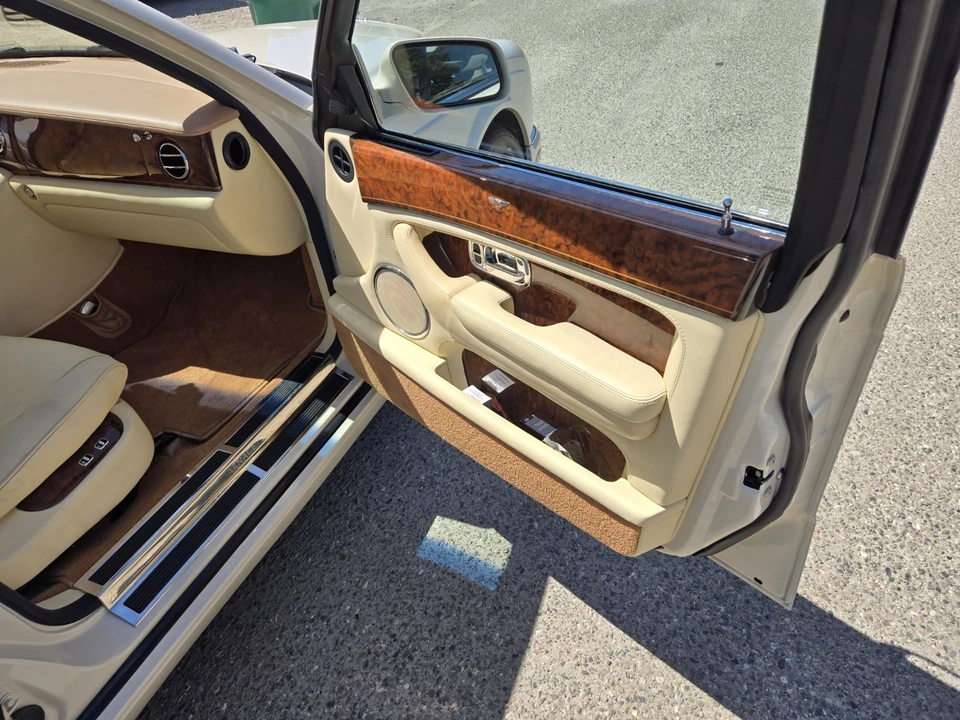 2005 Bentley Arnage R & RL - Image 16 of 20