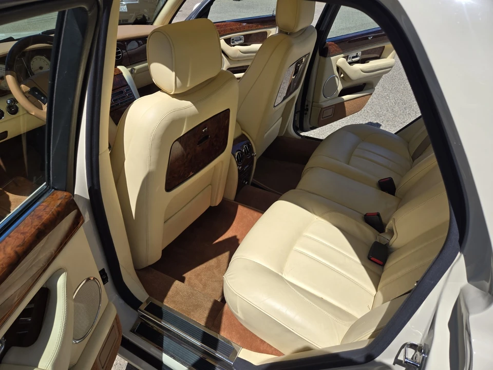 2005 Bentley Arnage R & RL - Image 11 of 20