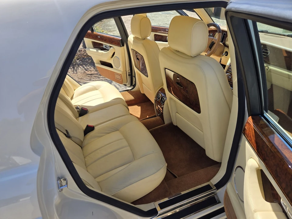 2005 Bentley Arnage R & RL - Image 13 of 20