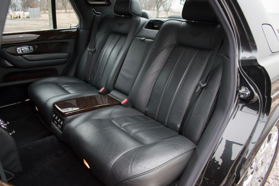 2005 Bentley Arnage R & RL - Image 4 of 16
