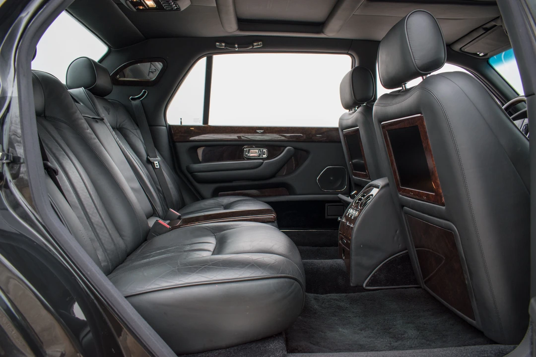 2005 Bentley Arnage R & RL - Image 3 of 16