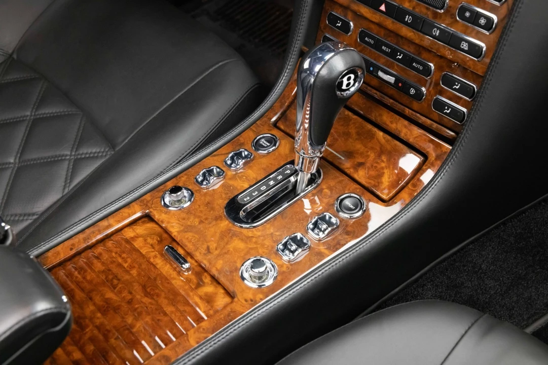 2005 Bentley Arnage T - Image 10 of 21
