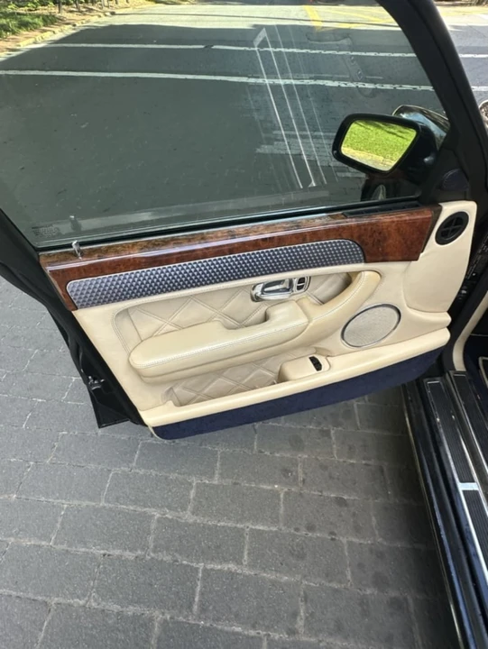 2005 Bentley Arnage T - Image 8 of 19