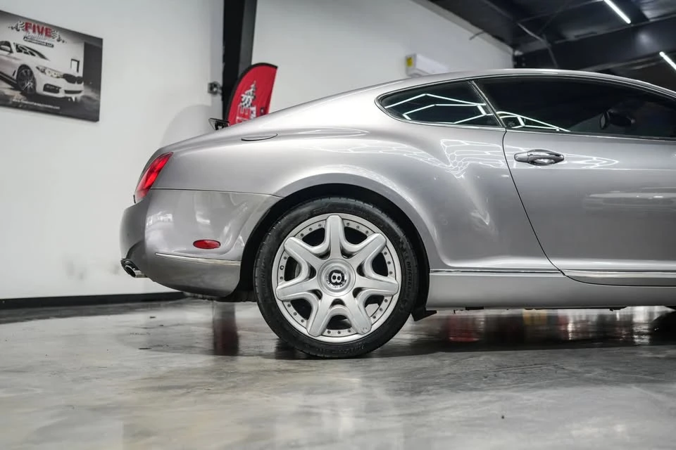2005 Bentley Continental GT 1st Gen - Image 9 of 19