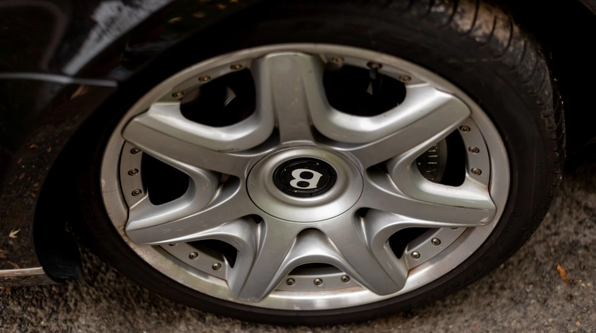 2005 Bentley Continental GT 1st Gen - Image 17 of 30
