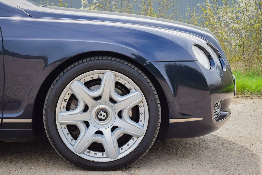 2005 Bentley Continental GT 1st Gen - Image 10 of 30