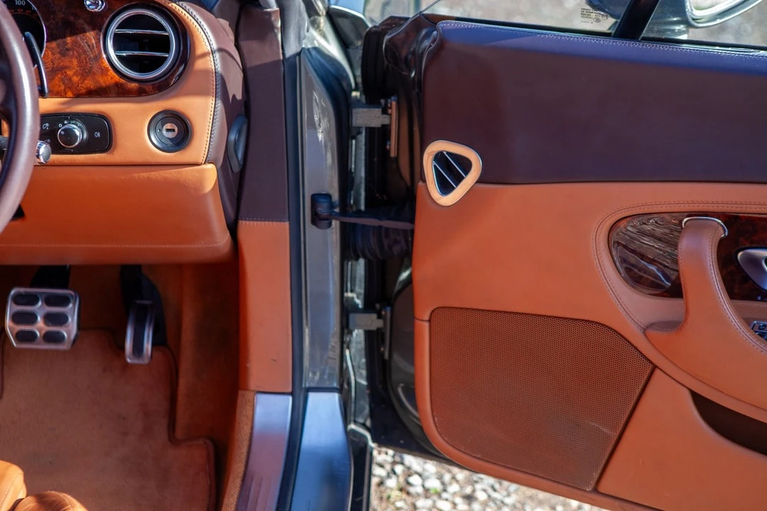 2005 Bentley Continental GT 1st Gen - Image 29 of 30