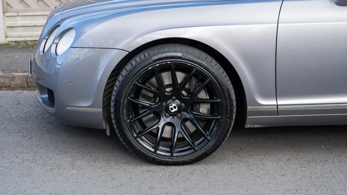 2005 Bentley Continental GT 1st Gen - Image 14 of 30