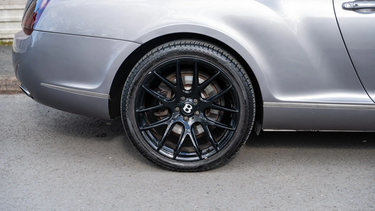 2005 Bentley Continental GT 1st Gen - Image 12 of 30