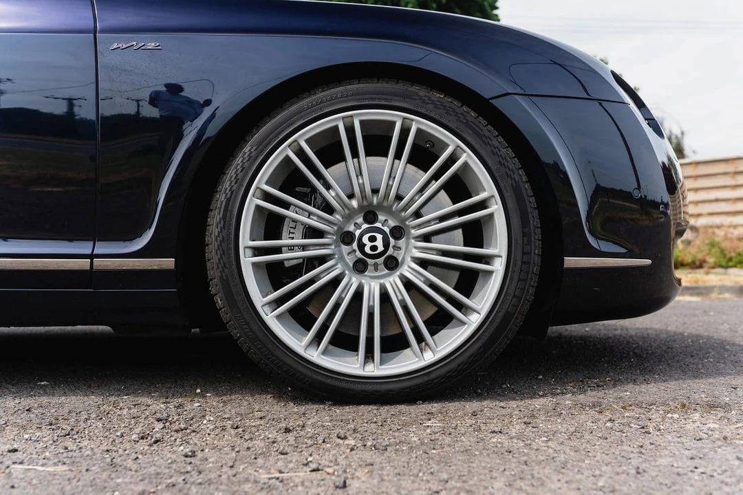 2005 Bentley Continental GT 1st Gen - Image 10 of 30