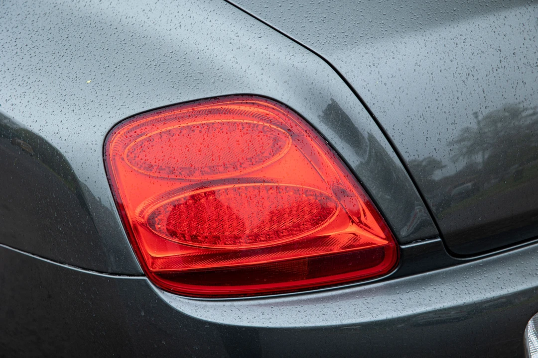 2005 Bentley Continental GT 1st Gen - Image 14 of 16