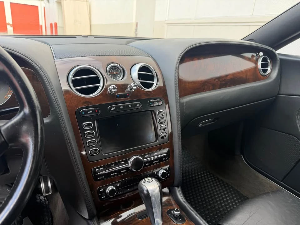 2005 Bentley Continental - Image 16 of 19