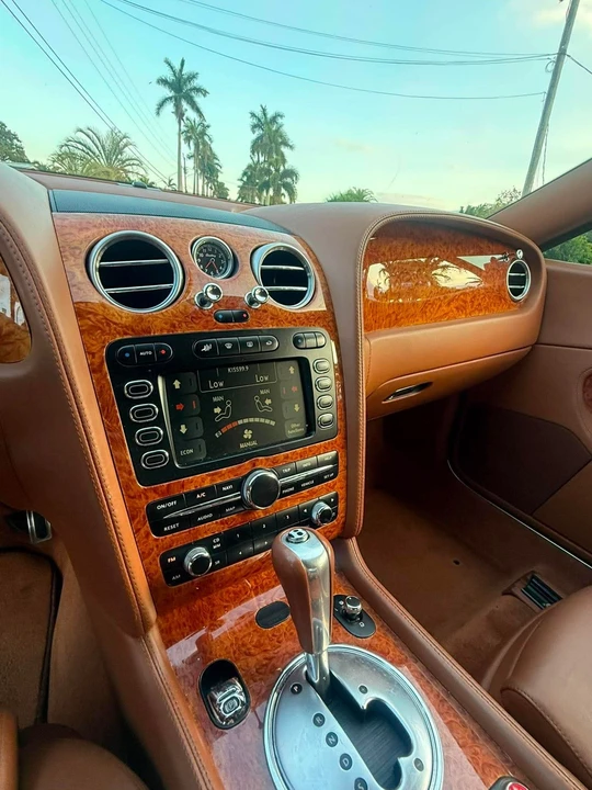 2005 Bentley Continental GT 1st Gen - Image 21 of 28