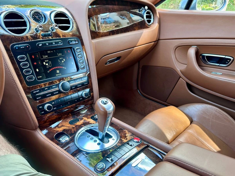 2005 Bentley Continental GT 1st Gen - Image 12 of 23