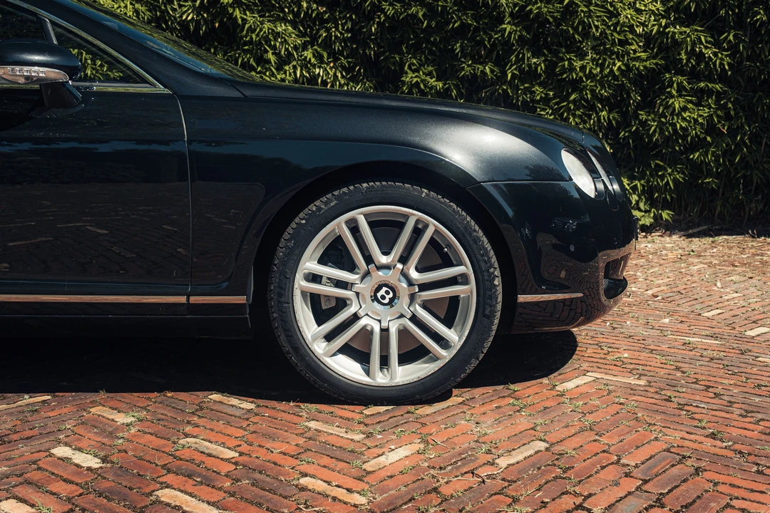 2005 Bentley Continental GT 1st Gen - Image 29 of 31