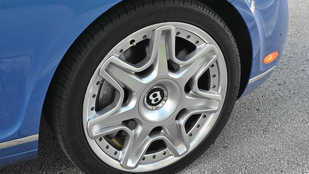 2005 Bentley Continental GT 1st Gen - Image 8 of 11