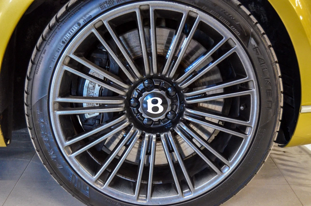 2005 Bentley Continental GT 1st Gen - Image 13 of 31