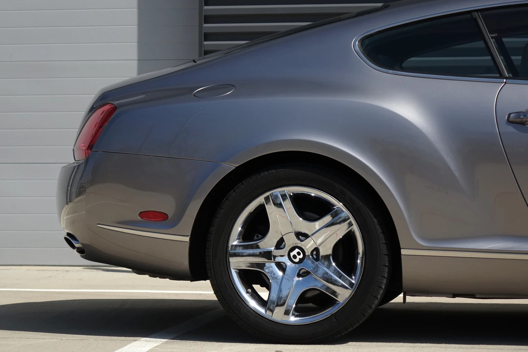 2005 Bentley Continental GT 1st Gen - Image 28 of 31