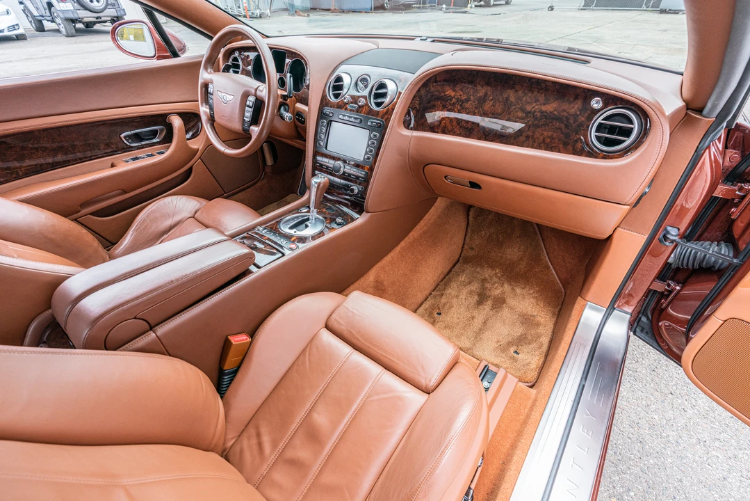 2005 Bentley Continental GT 1st Gen - Image 28 of 31