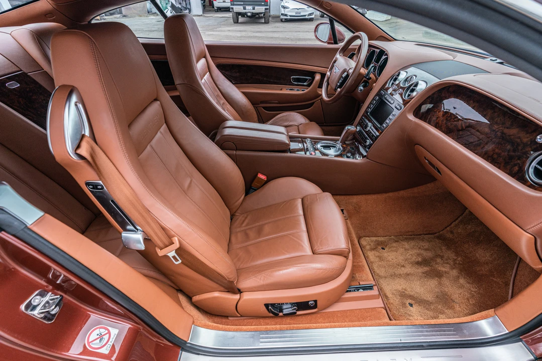2005 Bentley Continental GT 1st Gen - Image 26 of 31