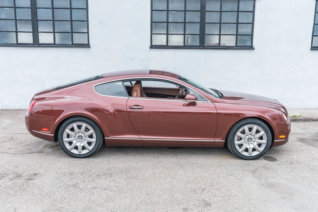 2005 Bentley Continental GT 1st Gen - Image 16 of 31