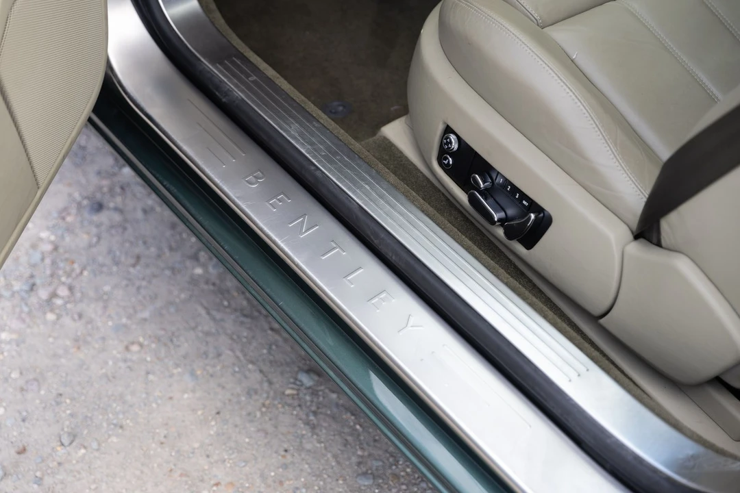 2005 Bentley Continental GT 1st Gen - Image 29 of 30