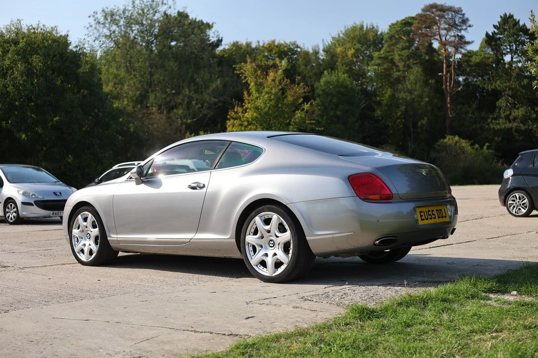 2005 Bentley Continental GT 1st Gen - Image 18 of 30