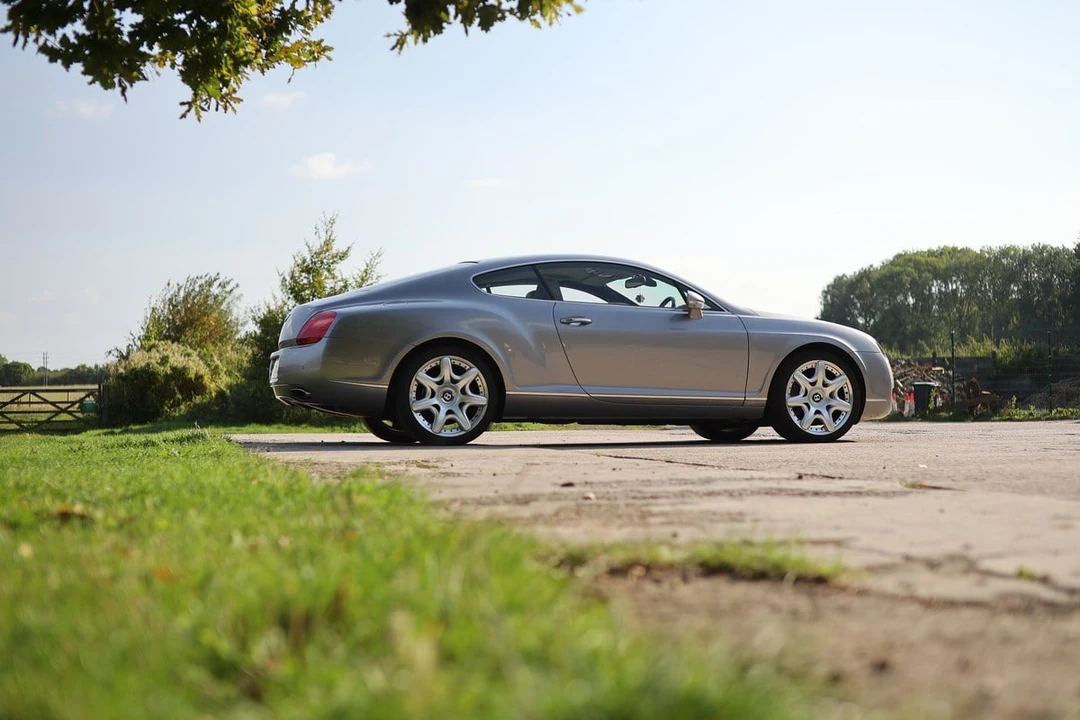 2005 Bentley Continental GT 1st Gen - Image 13 of 30