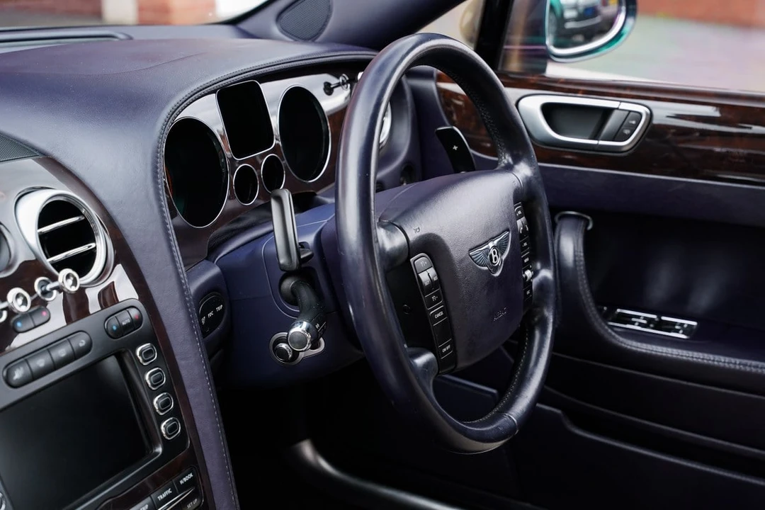 2005 Bentley Continental Flying Spur - Image 23 of 30