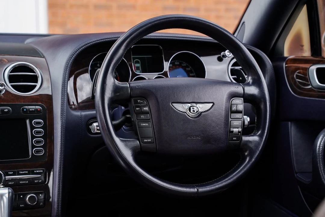 2005 Bentley Continental Flying Spur - Image 22 of 30