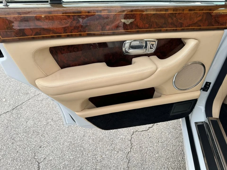 2005 Bentley Arnage R & RL - Image 11 of 20