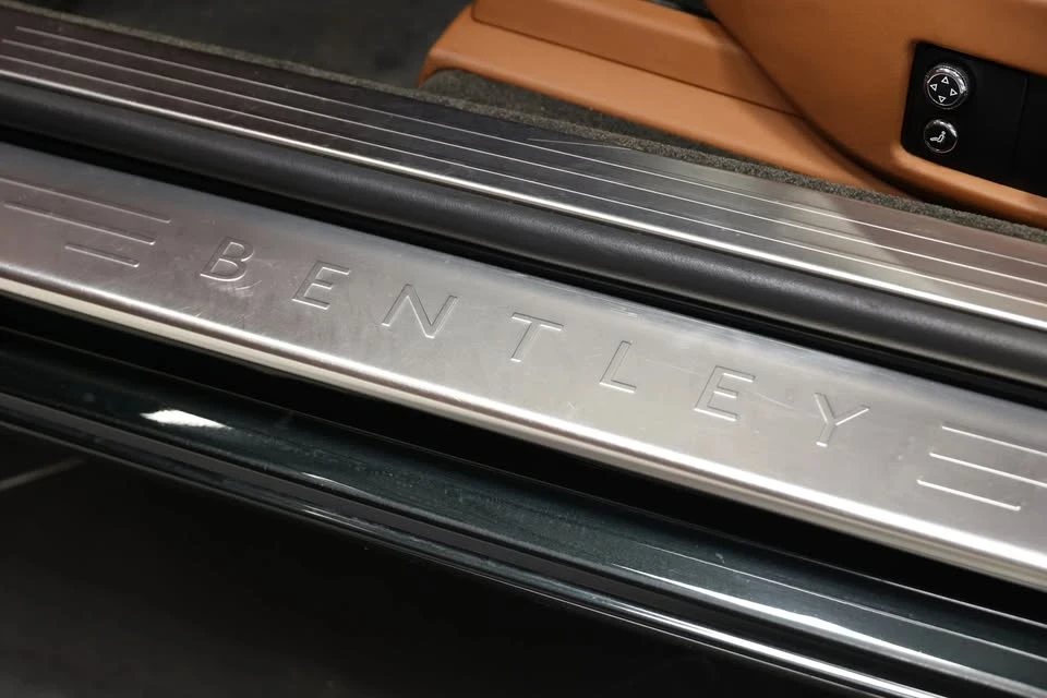 2005 Bentley Continental GT 1st Gen - Image 17 of 20