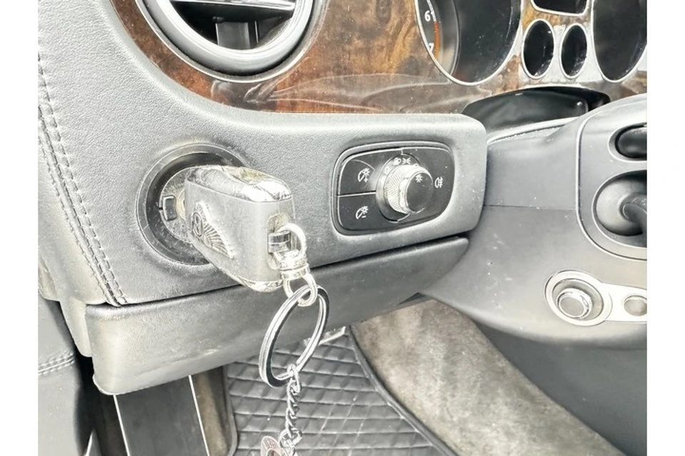 2005 Bentley Continental GT 1st Gen - Image 19 of 20